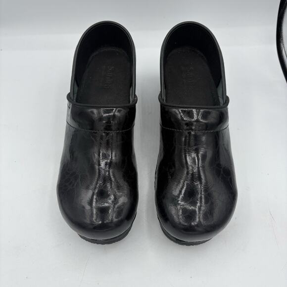 Sanita Clogs Womens Size US 9.5 EU 41 Black Animal Print Danish Denmark Slip On - Picture 3 of 10